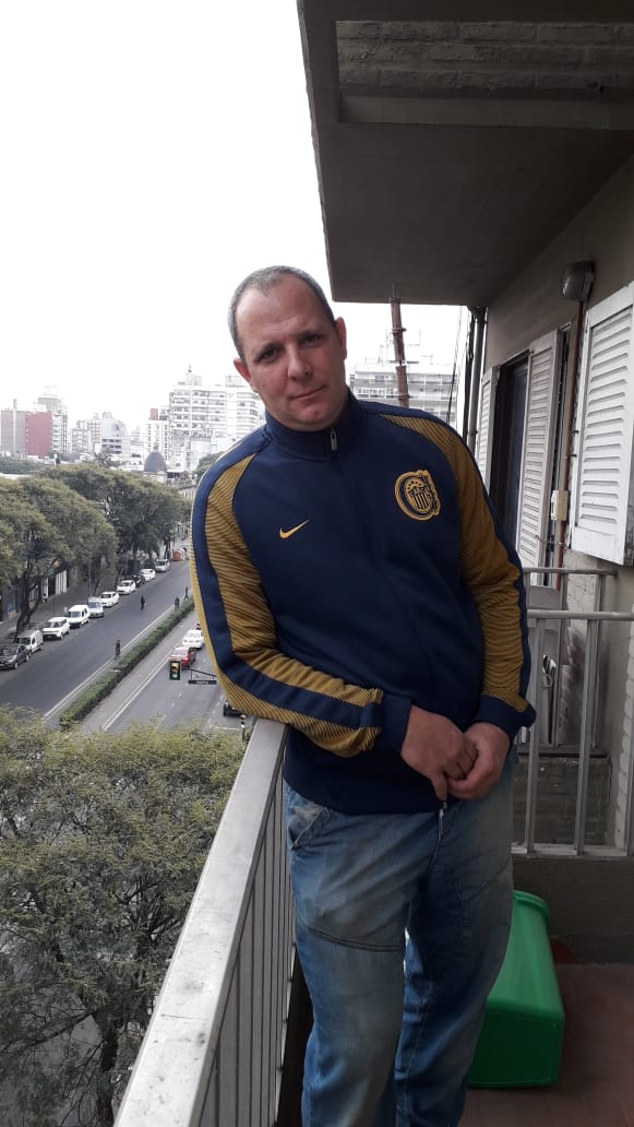 Ivan Rivoire con la campera auriazul!