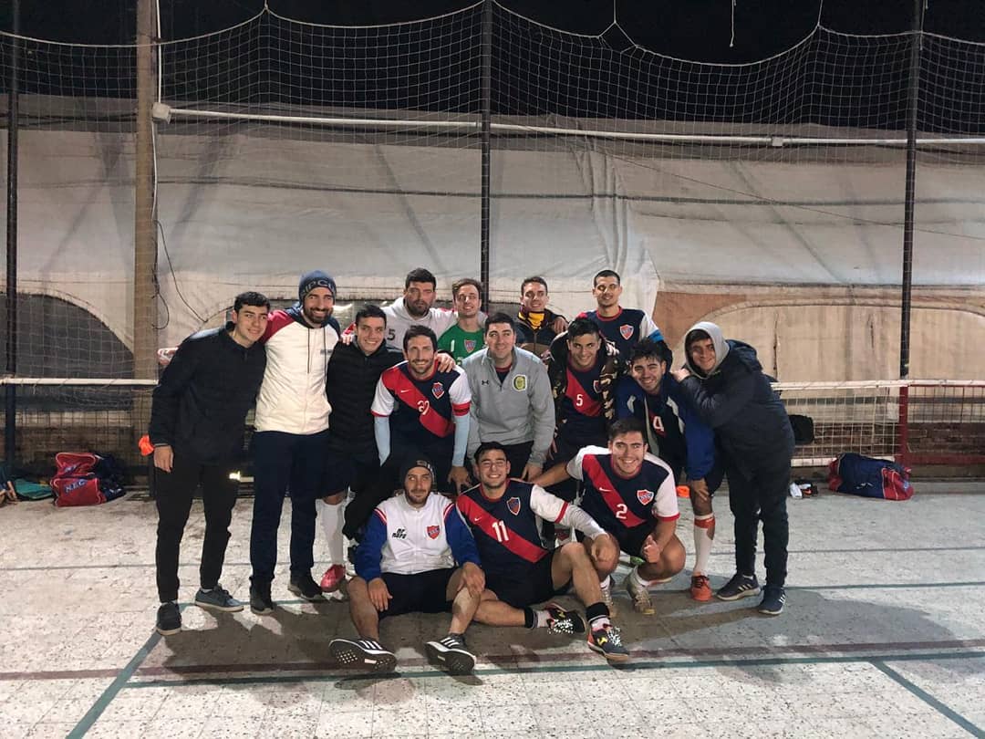 Nueva Era B festejando la victoria!
